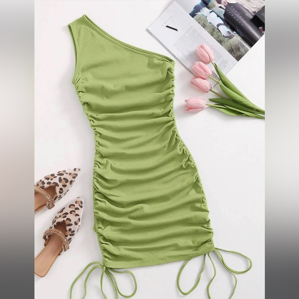 Green One Shoulder Ruched Knot Side Bodycon Dress